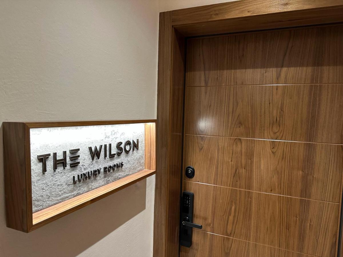 The Wilson Tirana 호텔 외부 사진
